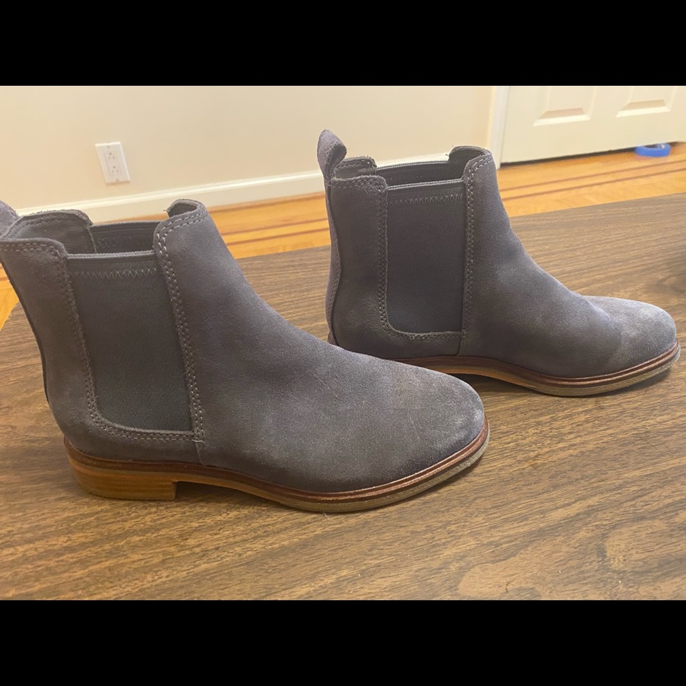 New Clarkdale Arlo GreySuede 6.5
